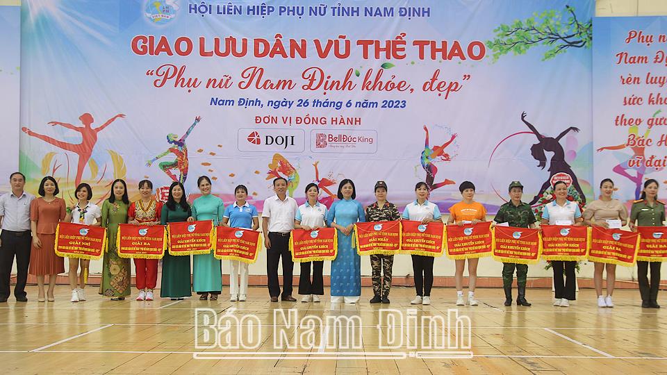 Giao lưu dân vũ thể thao “Phụ nữ Nam Định khoẻ, đẹp” năm 2023