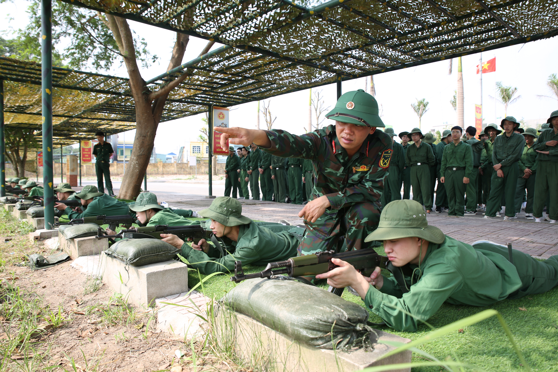 Đổi mới công tác giáo dục quốc phòng, an ninhtrong các trường cao đẳng, đại học