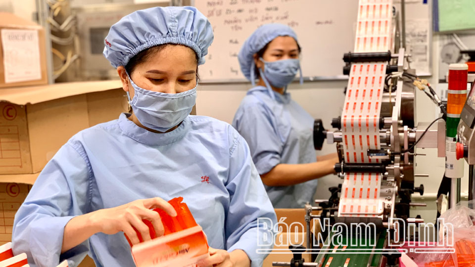 Thúc đẩycông nghiệp hoá, hiện đại hoá