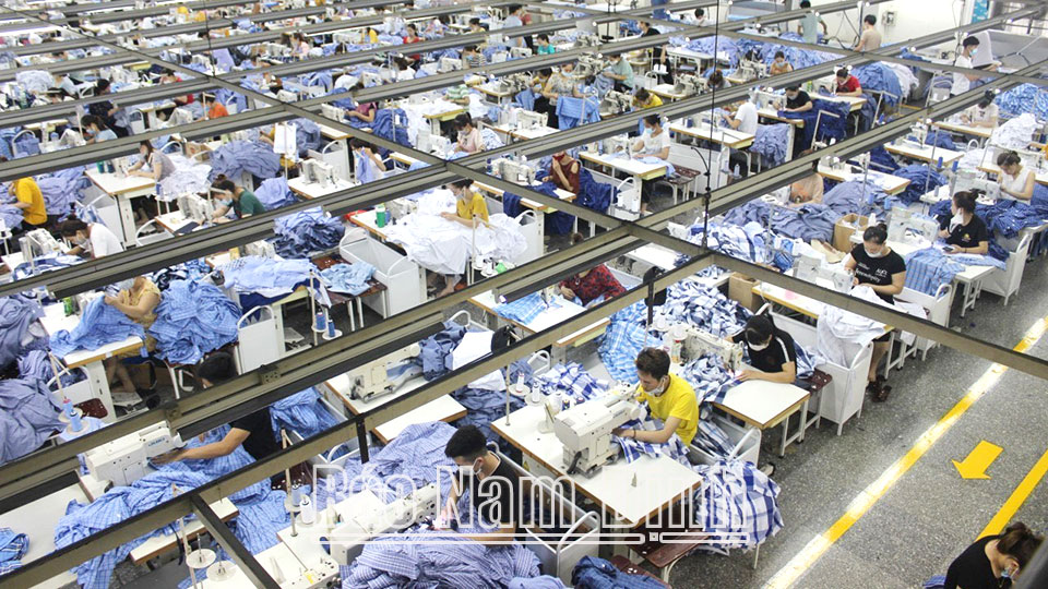 Tác phẩm tham dự giải báo chí Búa Liềm vàng lần thứ VIII-2023: Đảng bộ huyện Ý Yên: Đảng vững mạnh từ mỗi chi bộ và đảng viên (Kỳ II)