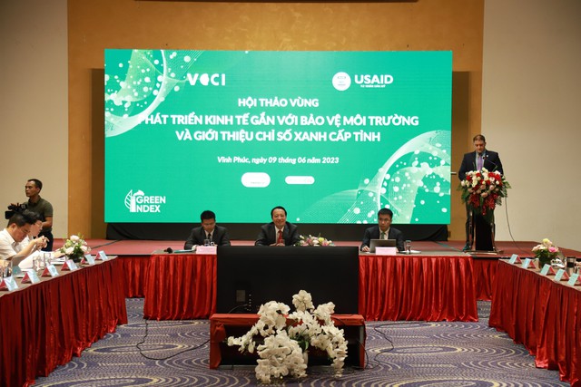 Quan tâm phát triển kinh tế gắn với môi trườngtại vùng đồng bằng sông Hồng