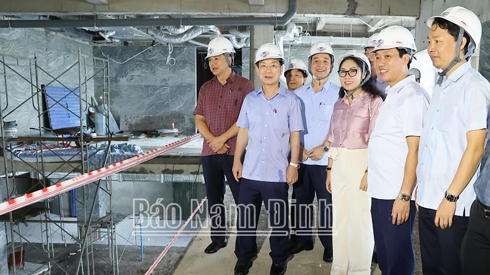 Đồng chí Chủ tịch UBND tỉnh kiểm tra tiến độ dự án đầu tư xây dựng Bệnh viện Đa khoa tỉnh