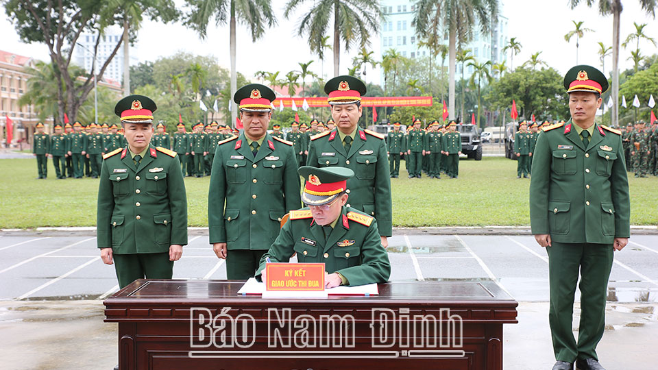 Phong trào Thi đua Quyết thắng tạo động lực thúc đẩycán bộ, chiến sĩ lực lượng vũ trang tỉnh hoàn thành xuất sắc nhiệm vụ