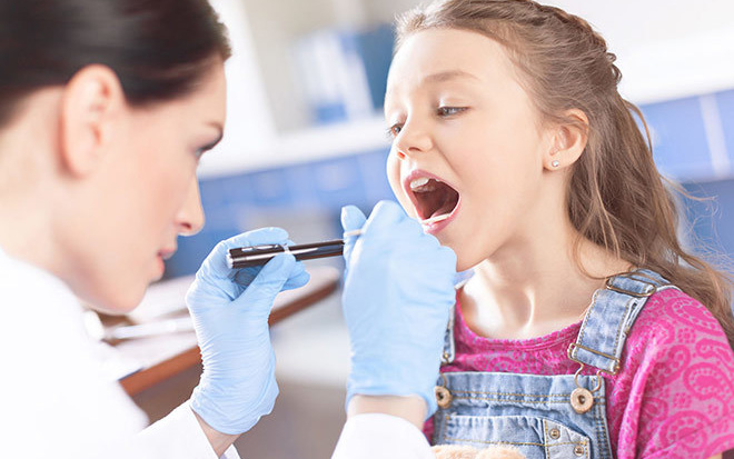 Thói quen xấu khiến trẻ dễ mắc bệnh ở tai mũi họng