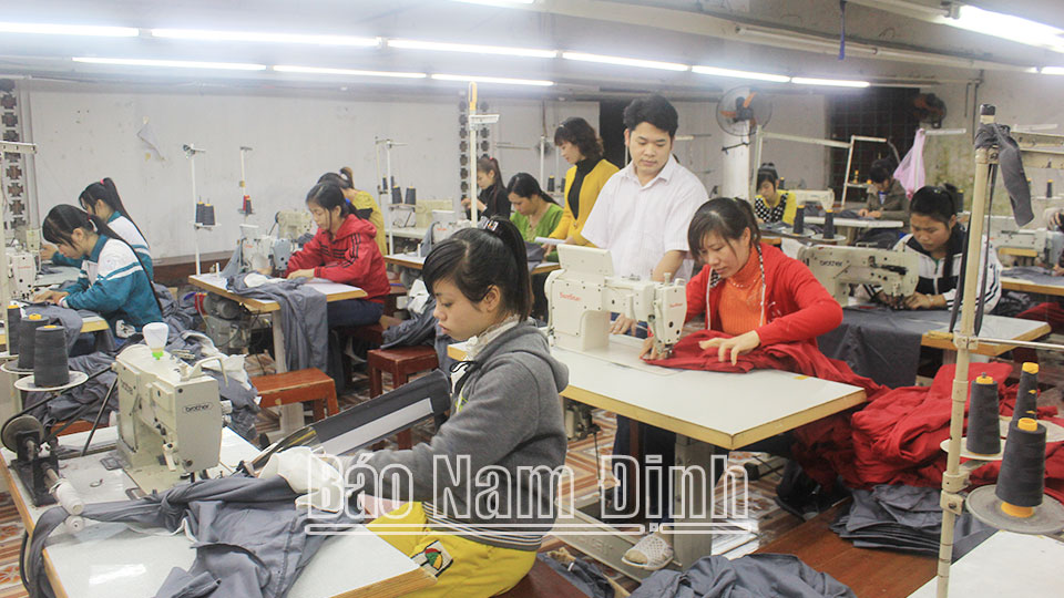 Ý Yên thực hiện nhiều giải phápđể giải quyết việc làm cho người lao động