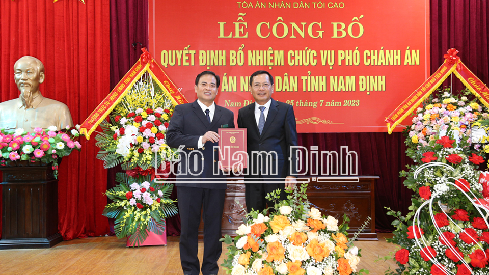 Công bố quyết định bổ nhiệm chức vụ Phó Chánh án Tòa án nhân dân tỉnh