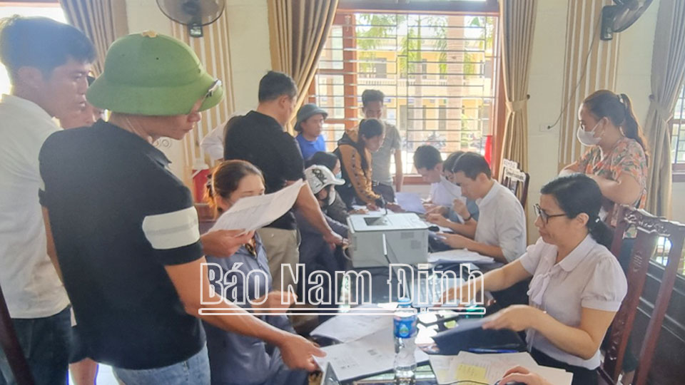 Đẩy nhanh tiến độ cấp phéptần số vô tuyến điện cho tàu cá