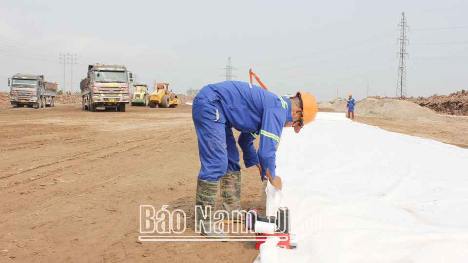 Ngành Giao thông Vận tải góp phần nâng caochỉ số năng lực cạnh tranh cấp tỉnh