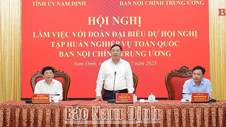 Đoàn cán bộ Ban Nội chính Trung ương và các tỉnh, thành phố về trao đổi kinh nghiệm tại tỉnh ta