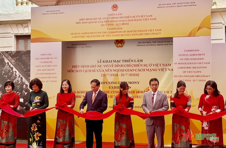 Khai mạc Triển lãm Hiệp định Genevavề đình chỉ chiến sự ở Việt Nam