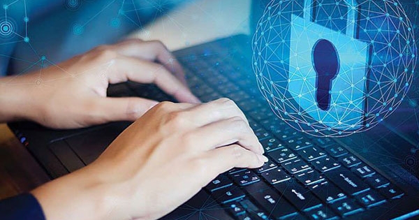 Chính phủ Nhật Bản xem xét giám sát siêu dữ liệu cá nhân