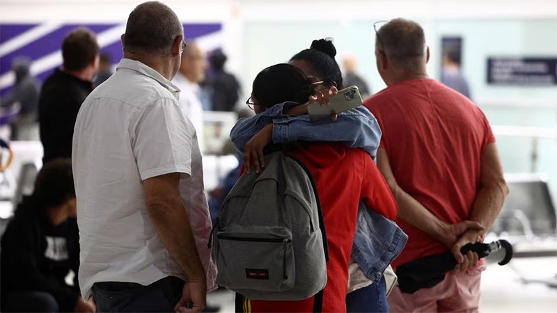 Pháp đưa công dân tại Niger về nước