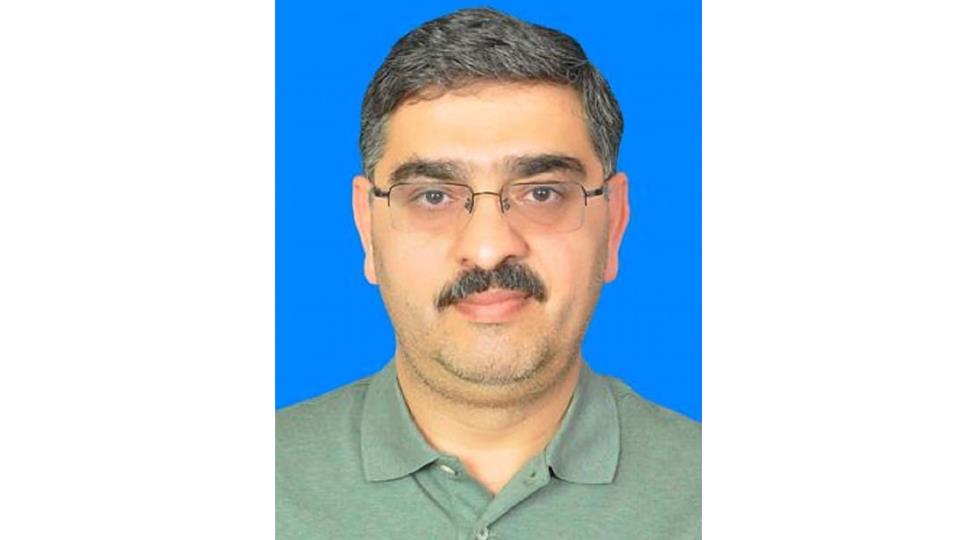 Thủ tướng tạm quyền của Pakistan tuyên thệ nhậm chức