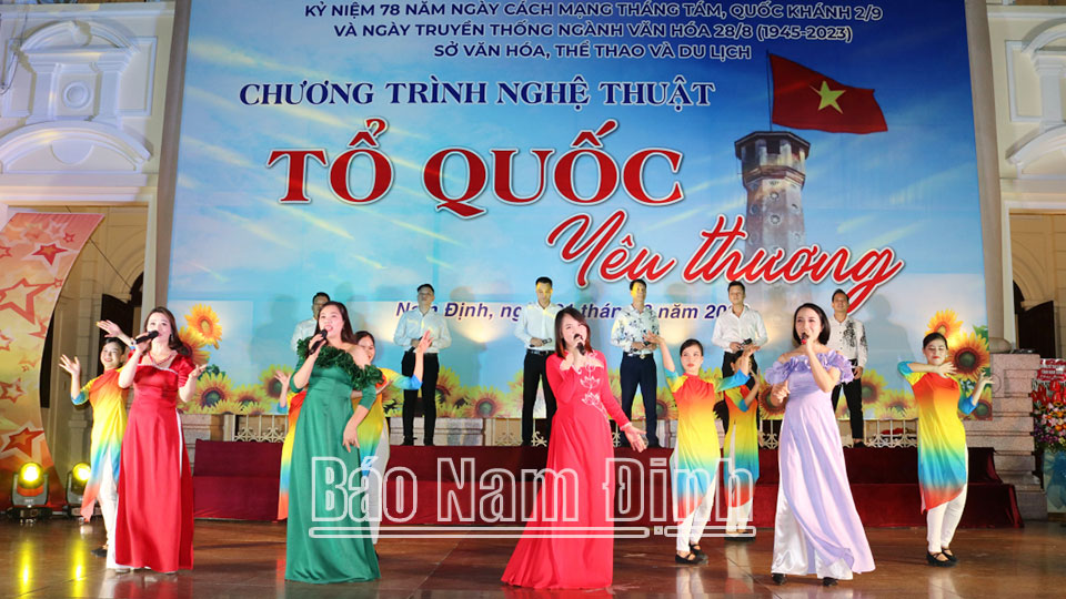 Chương trình nghệ thuật “Tổ quốc yêu thương”