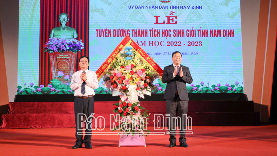 Lễ Tuyên dương thành tích học sinh giỏi năm học 2022-2023