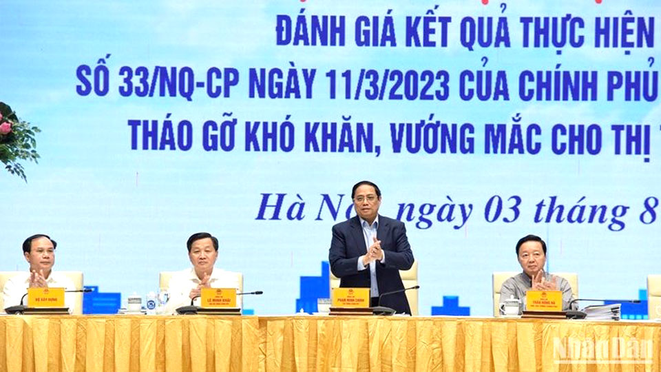 Chung tay tháo gỡ khó khăn, vướng mắc để thị trường bất động sản phát triển lành mạnh, ổn định