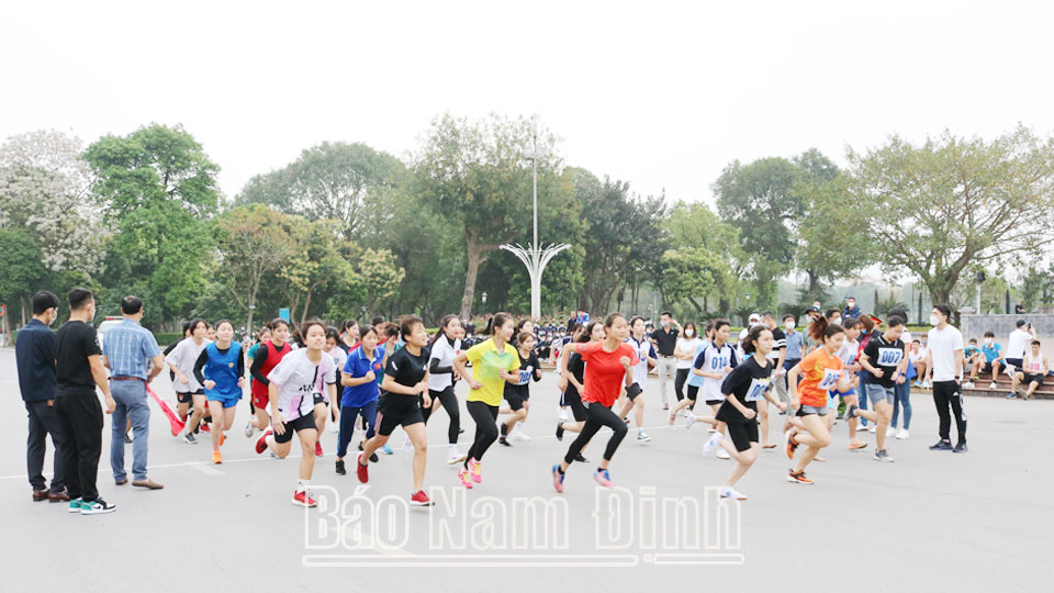 Nâng cao chất lượng công tác tuyển chọn, đào tạo vận động viên điền kinh