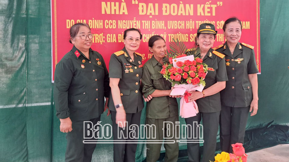 Nghĩa tìnhngười lính Trường Sơn