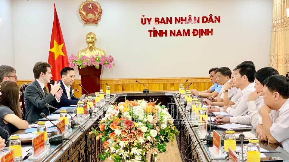 Đoàn công tác Hiệp hội Len Australia tìm hiểu cơ hội đầu tư tại Nam Định