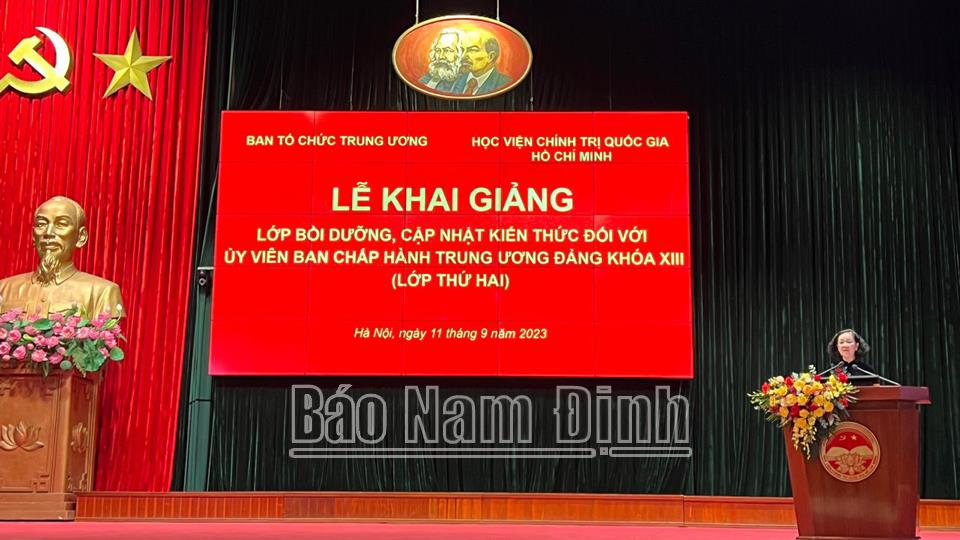 Khai giảng Lớp bồi dưỡng, cập nhật kiến thức đối với Ủy viên Trung ương Đảng khóa XIII