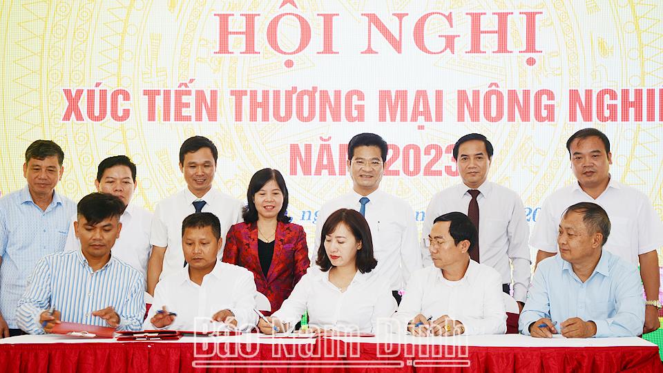 Khai mạc Tuần lễ Giới thiệu nông sản an toàn năm 2023