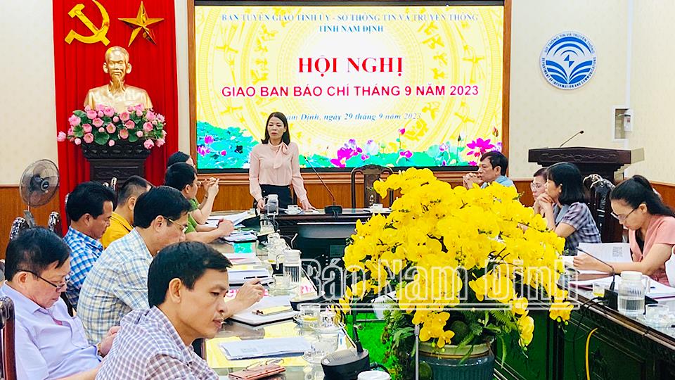 Giao ban báo chí tháng 9