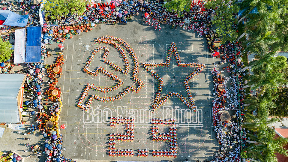 Tác phẩm tham dự giải báo chí Búa Liềm vàng lần thứ VIII-2023: Sắp xếp, sáp nhập thôn (xóm), tổ dân phố - Kết quả và những vấn đề đặt ra - Kỳ I:  Quyết tâm chính trị cao