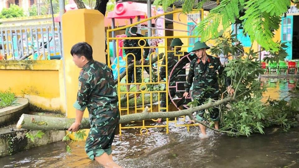 Nam Ðịnh: Sớm ổn định cuộc sống người dân sau bão