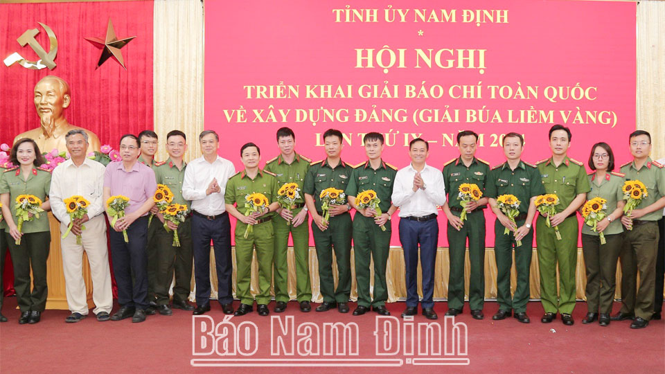 Tác phẩm tham dự giải báo chí Búa Liềm vàng lần thứ IX-2024: Tổ chức thực hiện tốt các chủ trương, đường lối của Đảngtrên lĩnh vực tổ chức xây dựng Đảng