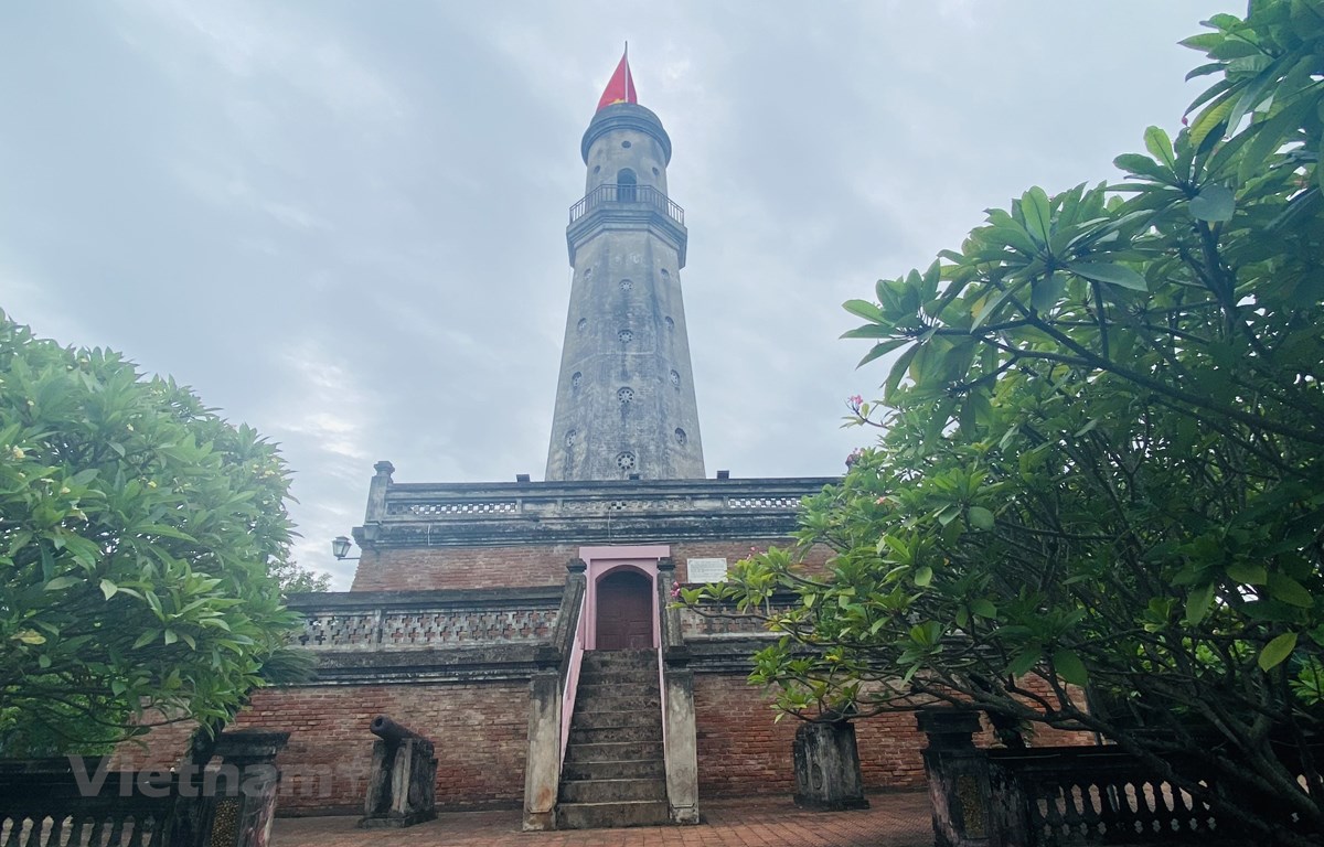 Cột cờ Nam Định – một trong bốn Kỳ đài cổ xưa nhất Việt Nam