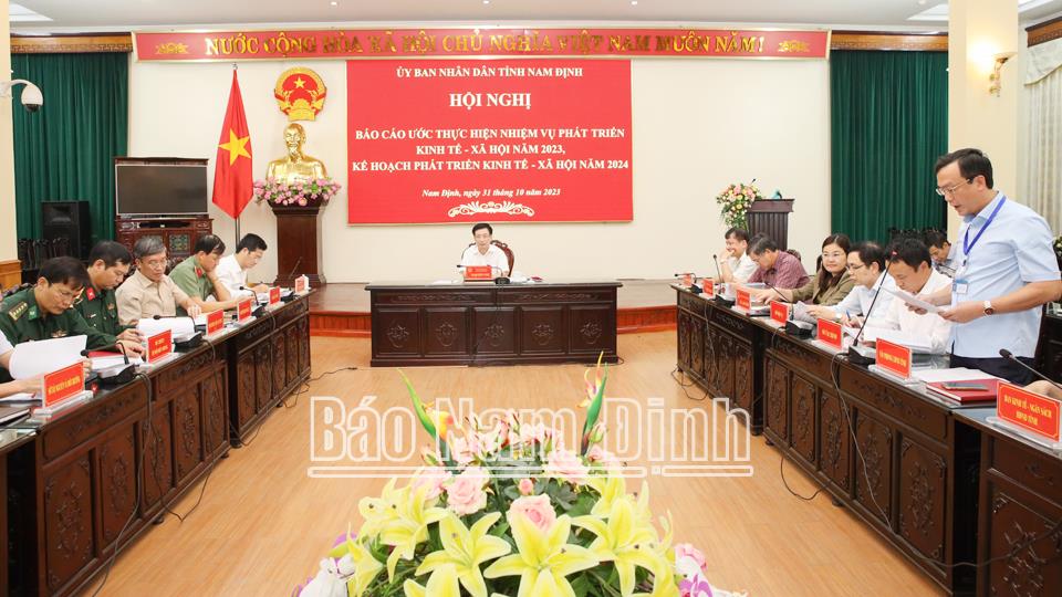 UBND tỉnh thông qua báo cáo ước thực hiện nhiệm vụ phát triển kinh tế - xã hội năm 2023