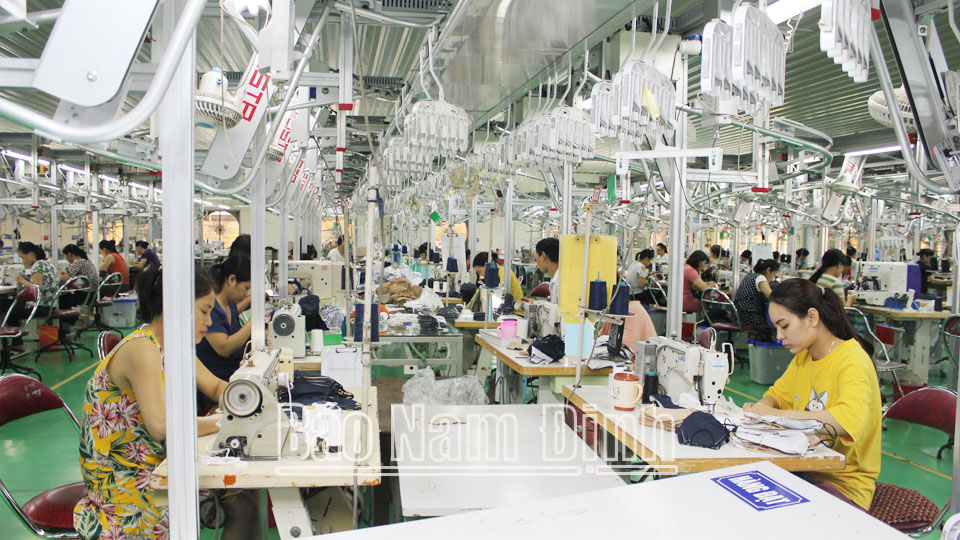 Lan tỏa phong trào thi đua “Lao động giỏi, lao động sáng tạo”