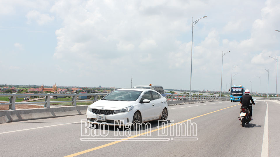 Nghĩa Hưng tập trung khắc phục các bất cậpvề hạ tầng giao thông, quy hoạch