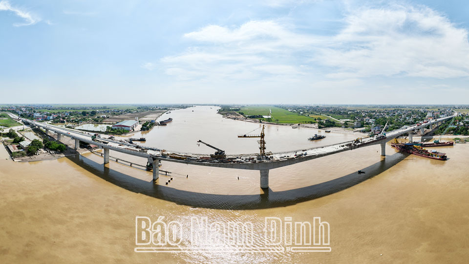 Đẩy nhanh tiến độ, đảm bảo chất lượng các công trình, dự án trọng điểm