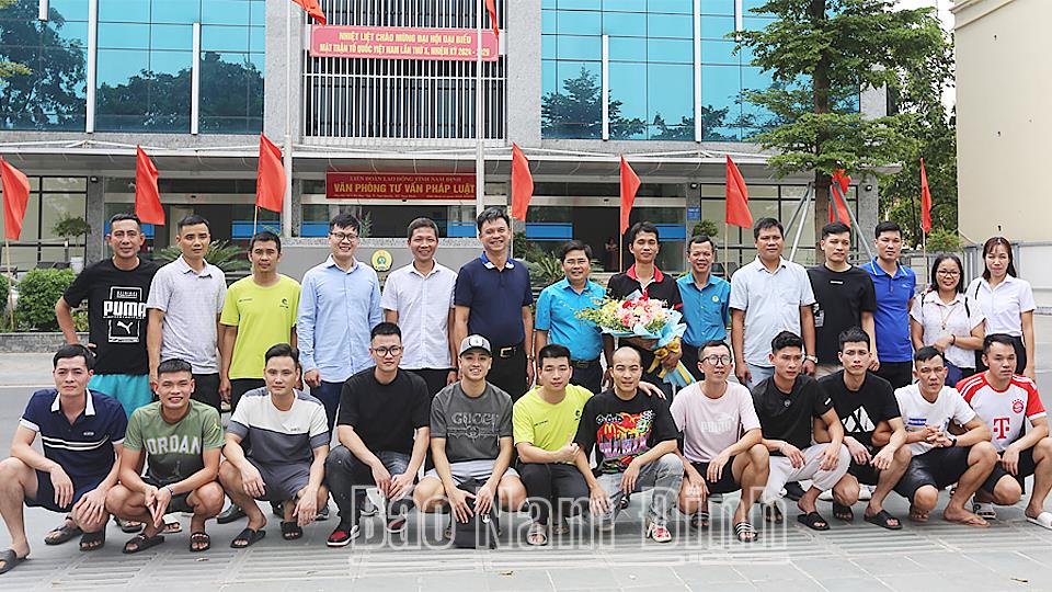 Đẩy mạnh phong trào tập luyện thể dục thể thao trong công nhân, viên chức, lao động