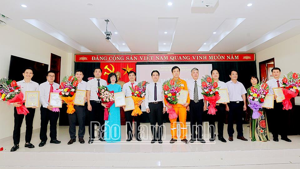 Tác phẩm tham dự giải báo chí Búa Liềm vàng lần thứ IX-2024: “Thông điệp” từ Hội thi Bí thư chi bộ giỏi