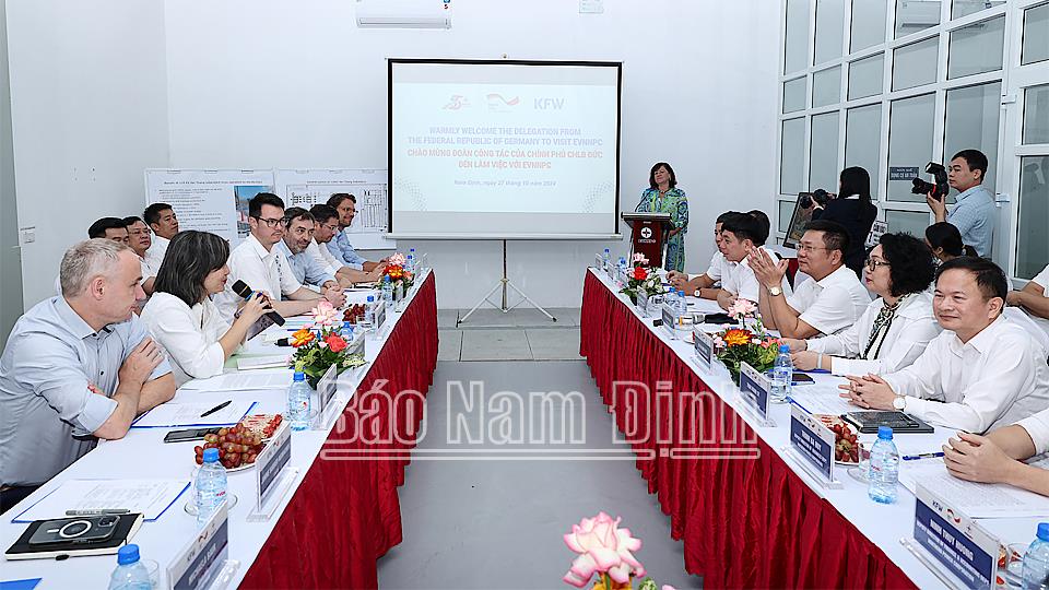 Đoàn công tác của Chính phủ Cộng hoà Liên bang Đức làm việc tại Nam Định về phát triển hệ thống điện