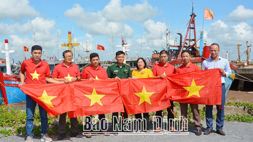 Quyết liệt thực hiện các biện pháp để tháo gỡ "thẻ vàng" IUU