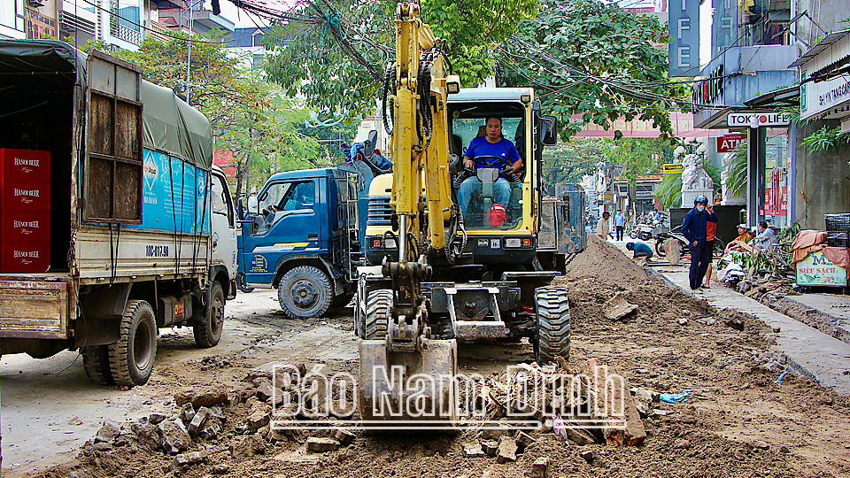 Phát triển các vùng kinh tế có vai trò động lực