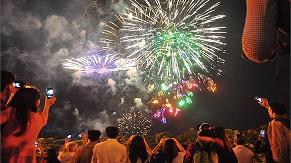 Tổ chức bắn pháo hoa đêm giao thừa Tết Nguyên đán Quý Mão năm 2023