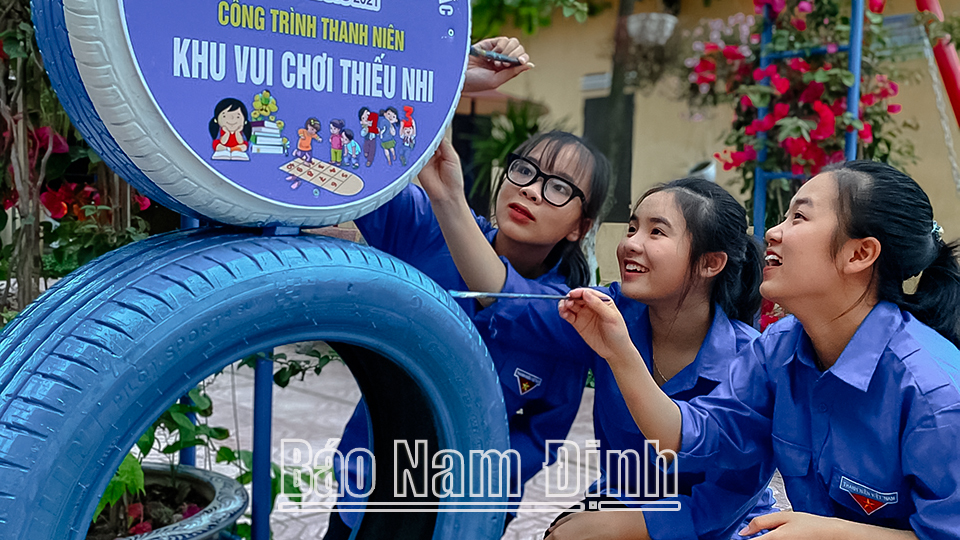 Nhân rộng sân chơi cho thiếu niên, nhi đồng