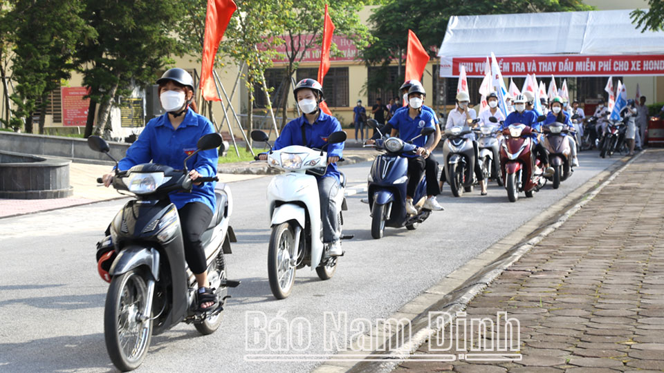 Thanh niên với văn hóa giao thông