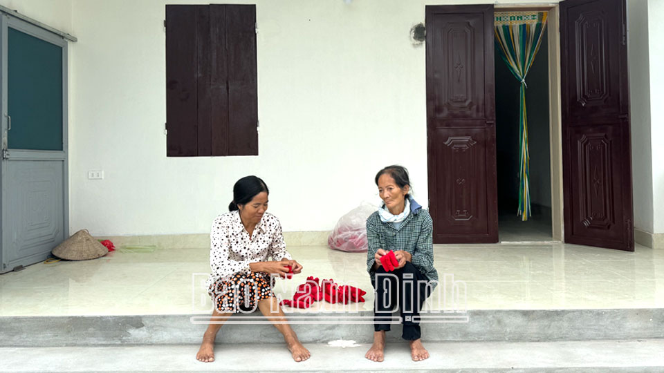 Mặt trận Tổ quốc huyện Nam Trựcchăm lo cho người nghèo