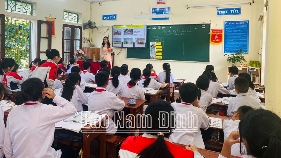 Đào tạo, bồi dưỡng nâng cao chất lượng đội ngũ nhà giáo