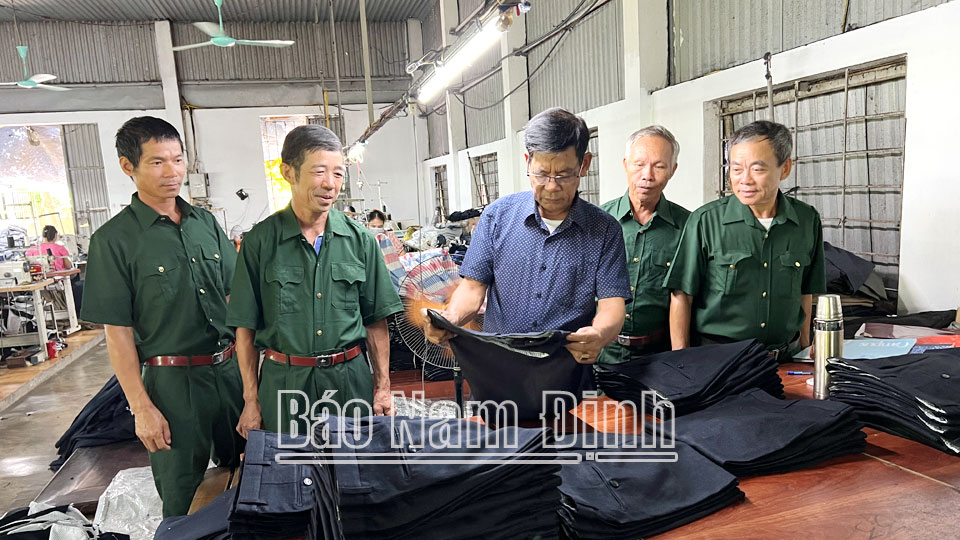 Sâu nặngnghĩa tình đồng đội