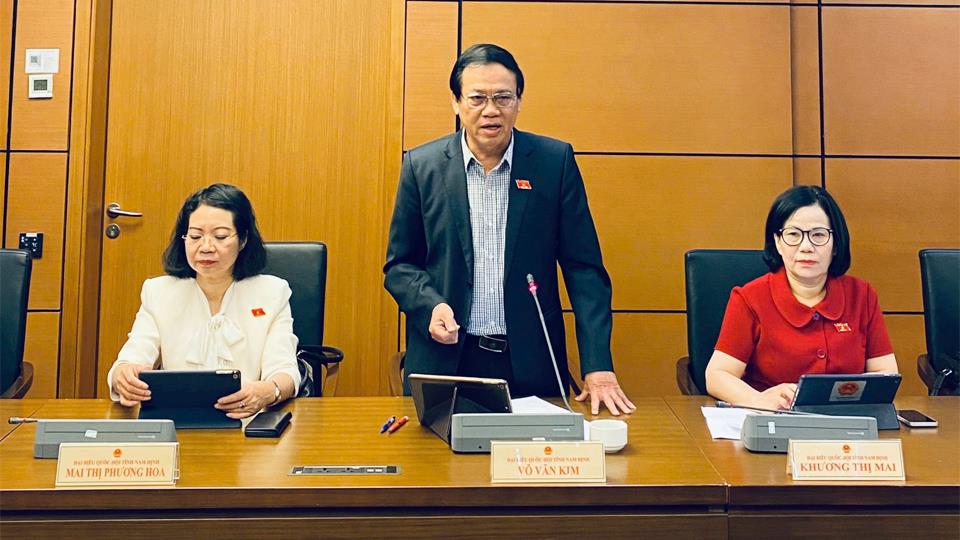 Đoàn đại biểu Quốc hội tỉnh Nam Định tham gia thảo luận về các dự án Luật