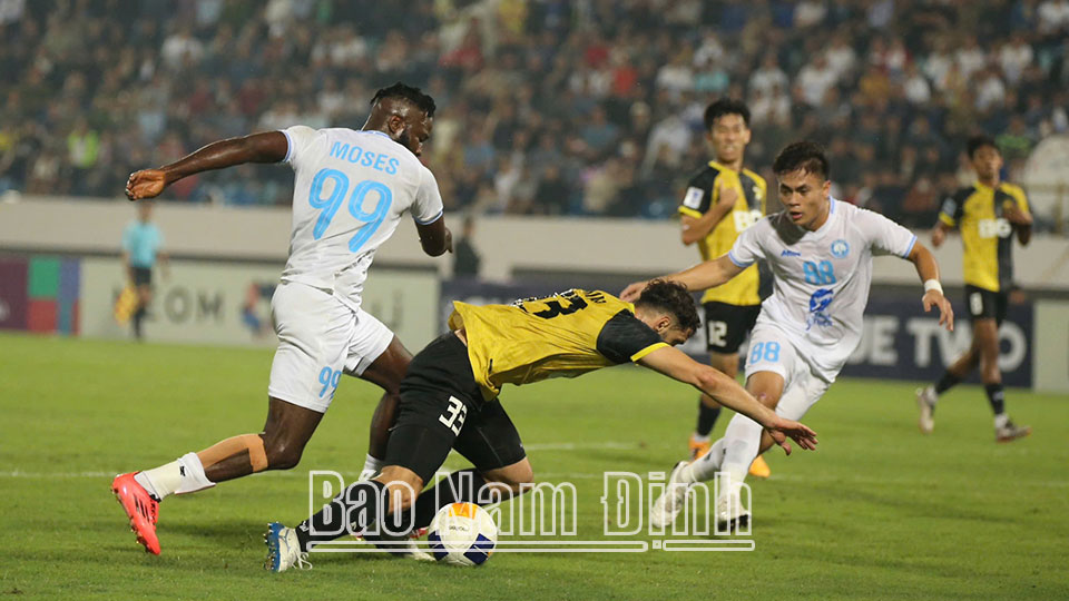 CLB Thép Xanh Nam Định lội ngược dòng giành chiến thắng tại Cúp C2 châu Á