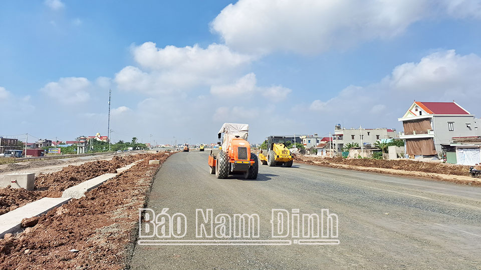 Xuân Trường khắc phục các bất cập về giao thông, thủy lợi, điện lực