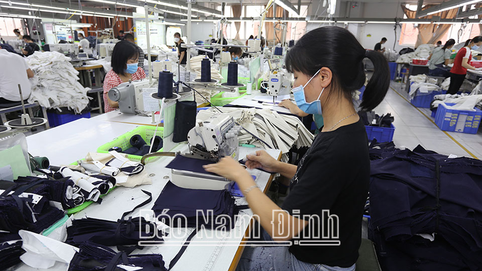 Đẩy mạnh tuyên truyền phòng, chống tội phạmvà tệ nạn xã hội trong công nhân lao động