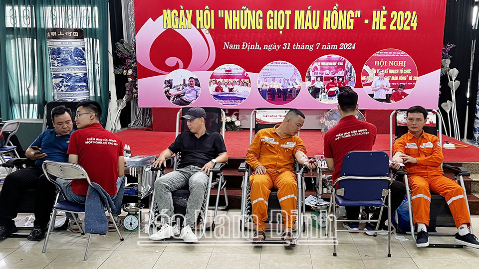 Kỷ niệm 78 năm Ngày thành lập Hội Chữ thập đỏ Việt Nam (23/11/1946 - 23/11/2024): Hiến máu tình nguyệnmột nghĩa cử cao đẹp